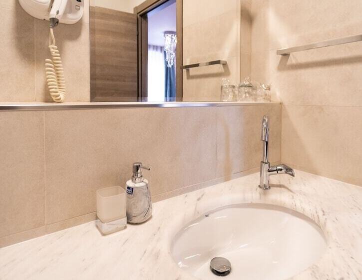 标准三人间, Tifani Luxury Rooms 2