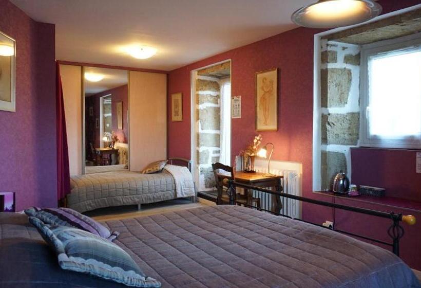 Standard room with outdoor bath, Gite Le Bedigas