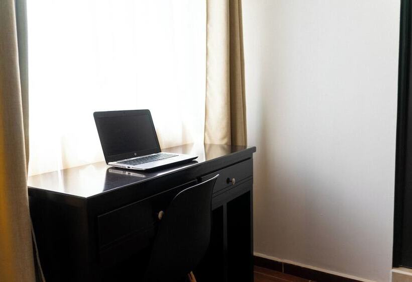 デラックスルーム, Suites Apodaca