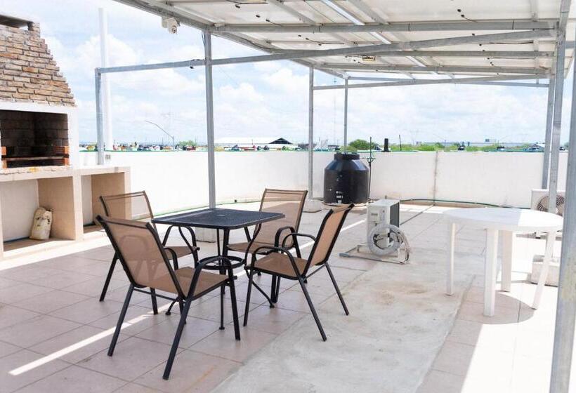 デラックスルーム, Suites Apodaca
