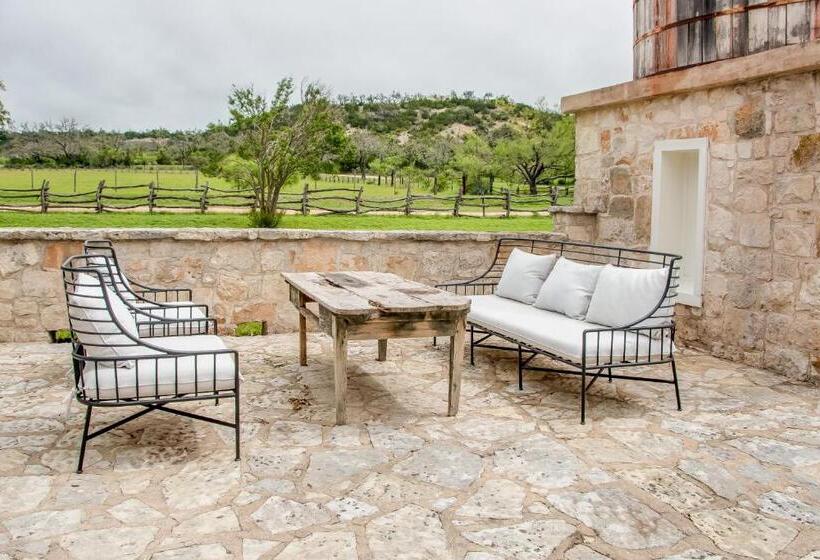 Вилла 3 Спальни, Contigo Ranch Fredericksburg
