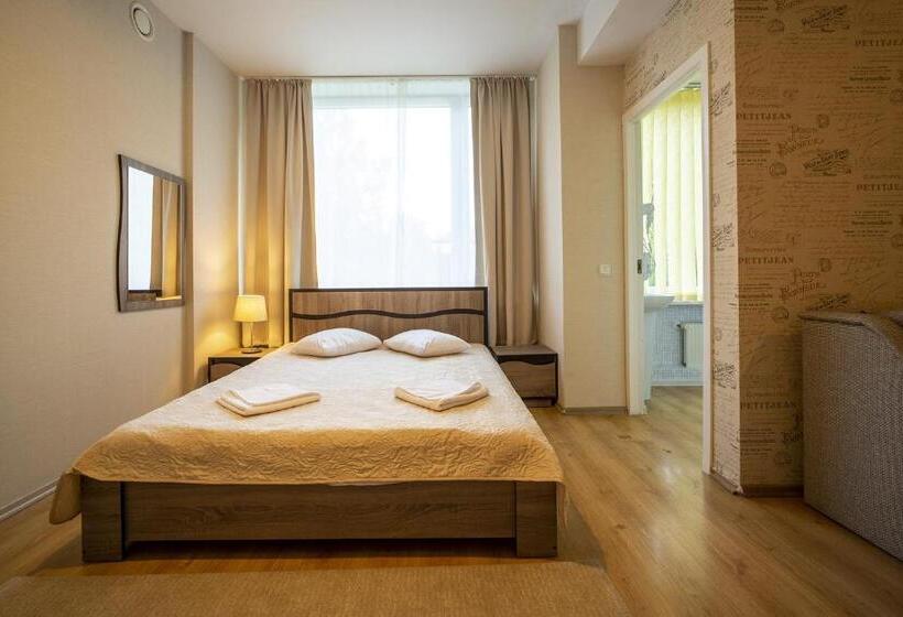 استودیوی لوکس, Ayurveda Palace Jurmala Sanatorium