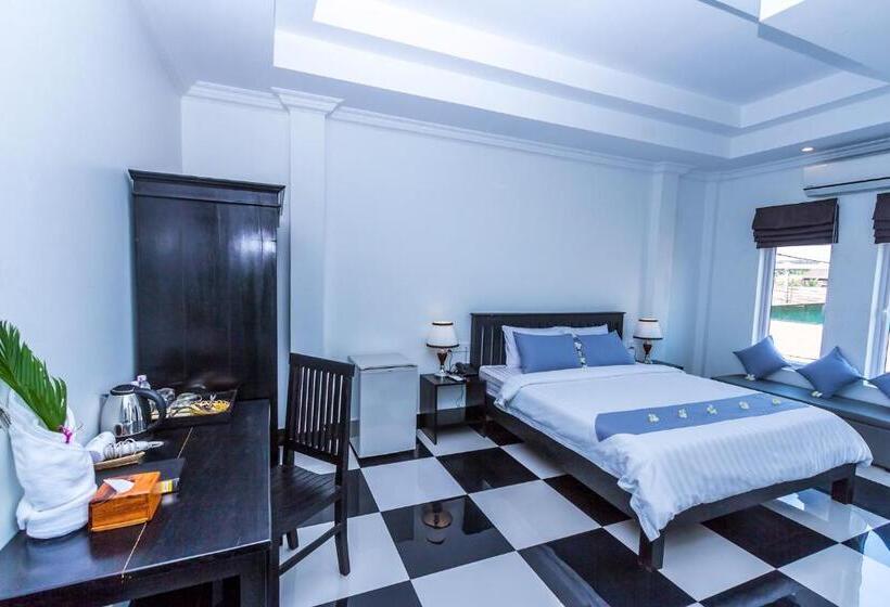 اتاق لوکس با چشم‌انداز شهر, Rithy Rine Angkor Residence