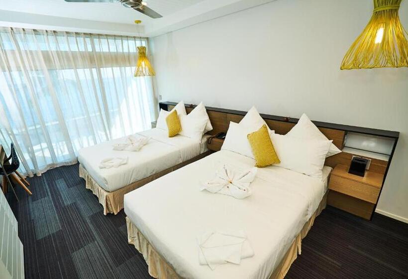 اتاق لوکس با چشم‌انداز دریا, Taumeasina Island Resort