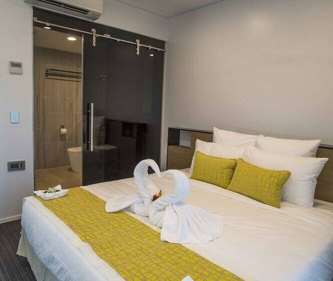 اتاق لوکس با چشم‌انداز دریا, Taumeasina Island Resort