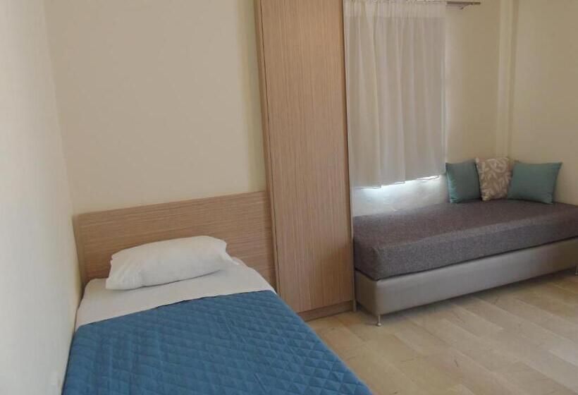 Семейные Апартаменты, Angelica Studios And Apartments