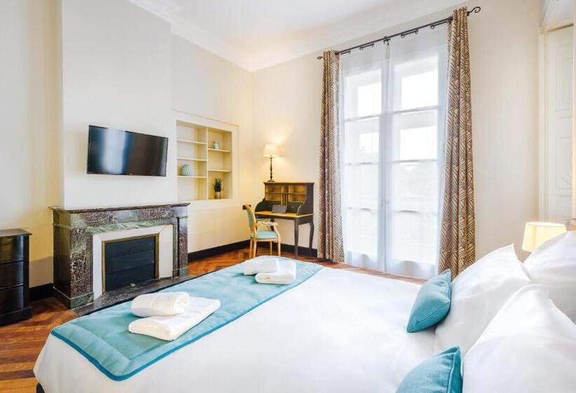 Апартаменты Superior 1 Спальня, Appart City Collection Nîmes Arènes