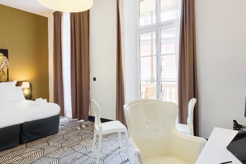 Студия Стандарт Двуспальная Кровать, Appart City Collection Nîmes Arènes