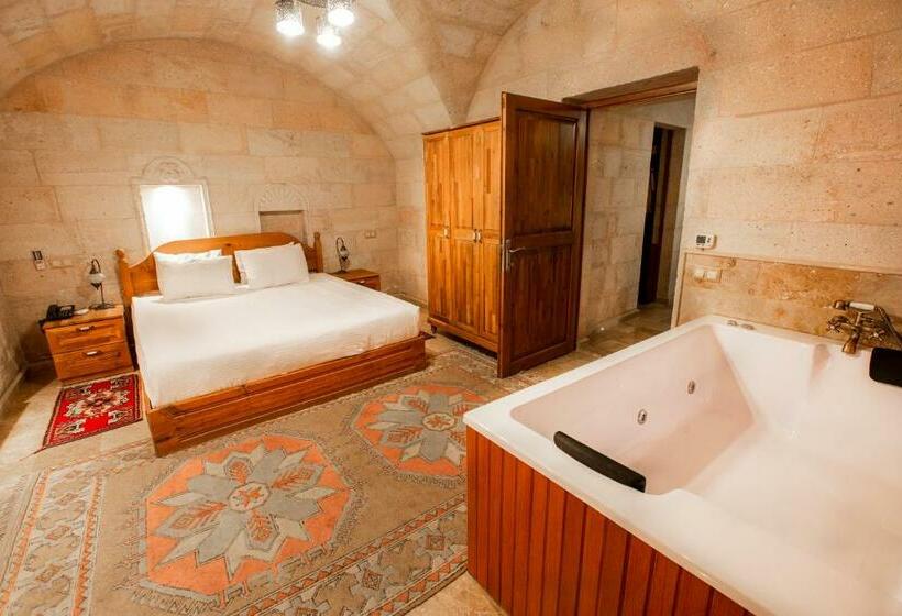 스위트 킹사이즈 침대, Caldera Cave Hotel & Restaurant