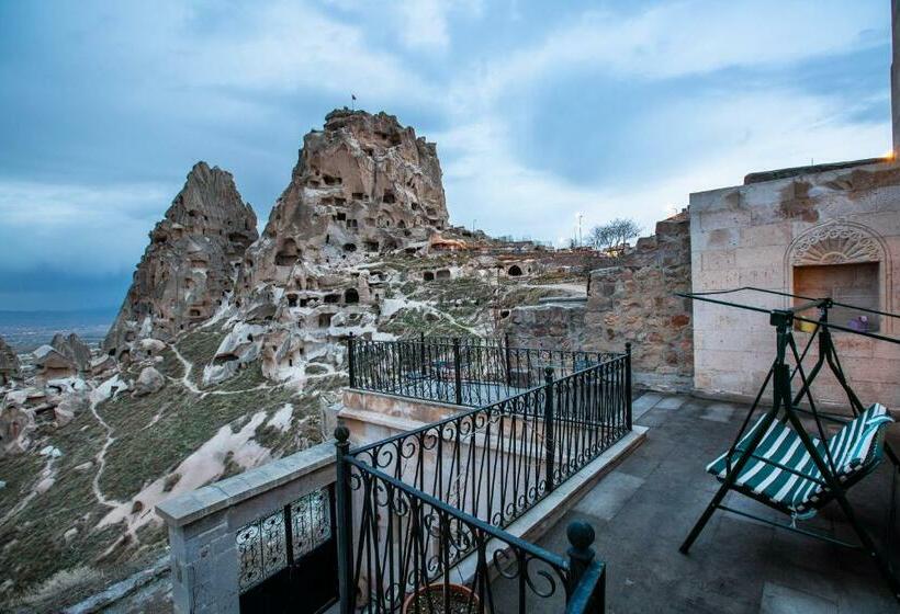 스위트 킹사이즈 침대, Caldera Cave Hotel & Restaurant