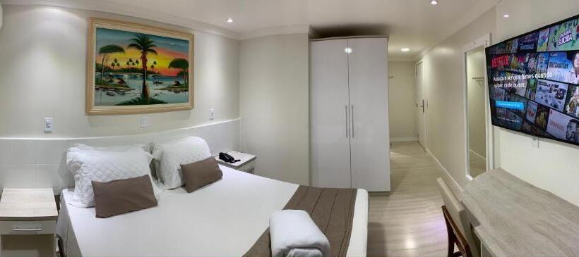 Family Suite, Rouxinol