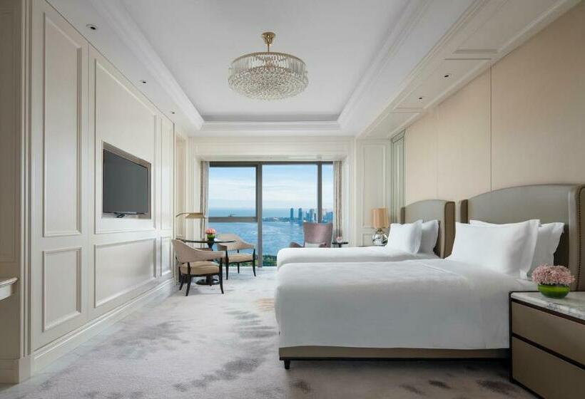Номер Deluxe Вид на Море, The Langham Haikou
