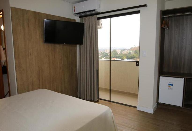 Номер Deluxe с Балконом, Ouro Minas Plaza