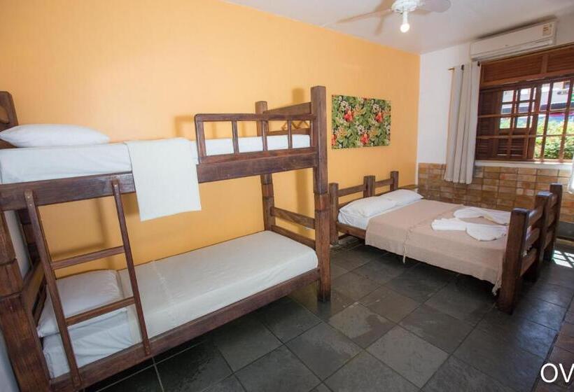 Семейный Номер, Praia Do Forte Hostel