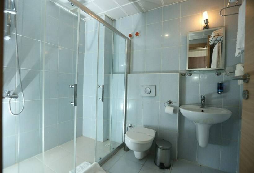 اتاق استاندارد, Gun Otel