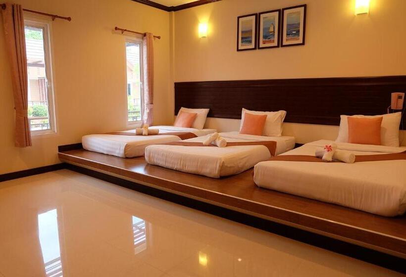 스탠다드 트리플 룸, Baan Por Pla Resort