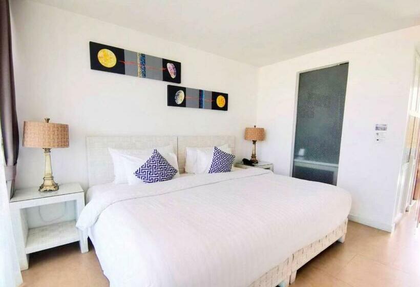 Номер Deluxe, Beach Walk Boutique Resort