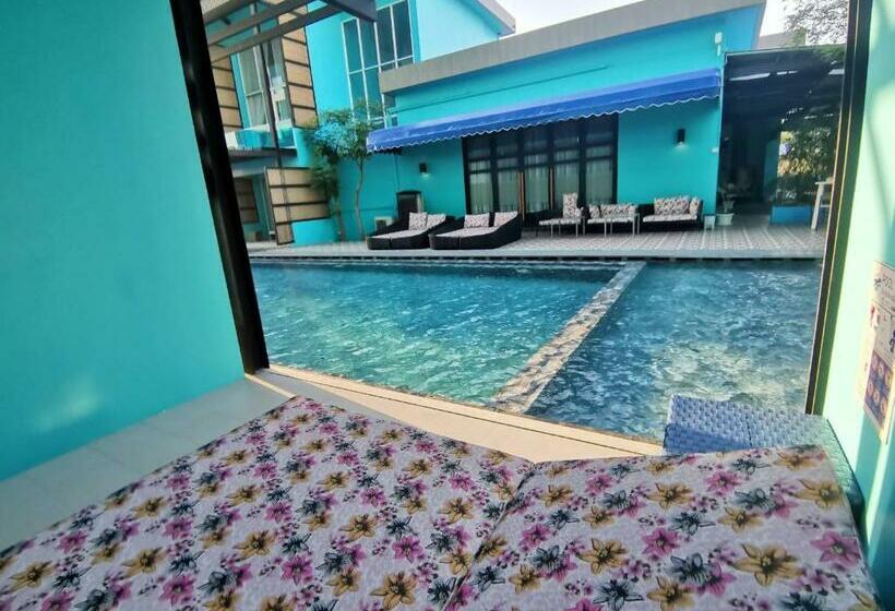 Номер Deluxe, Beach Walk Boutique Resort