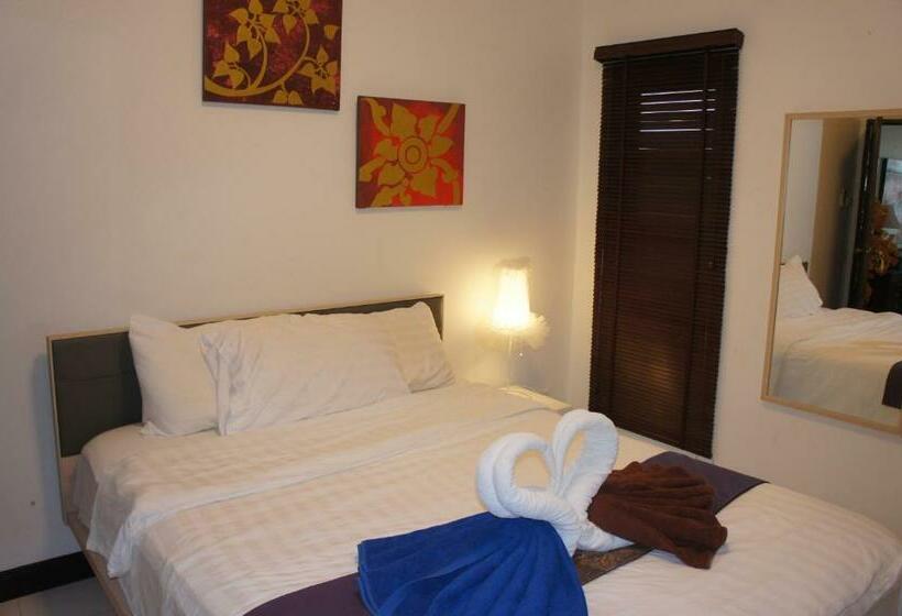 اتاق استاندارد با سرویس بهداشتی مشترک, Phuket Gay Homestay