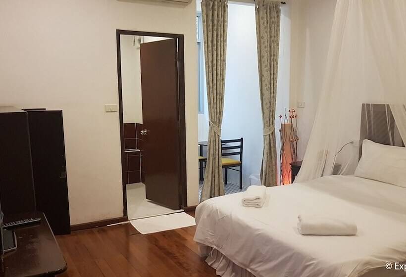 اتاق استاندارد, Nawaporn Place