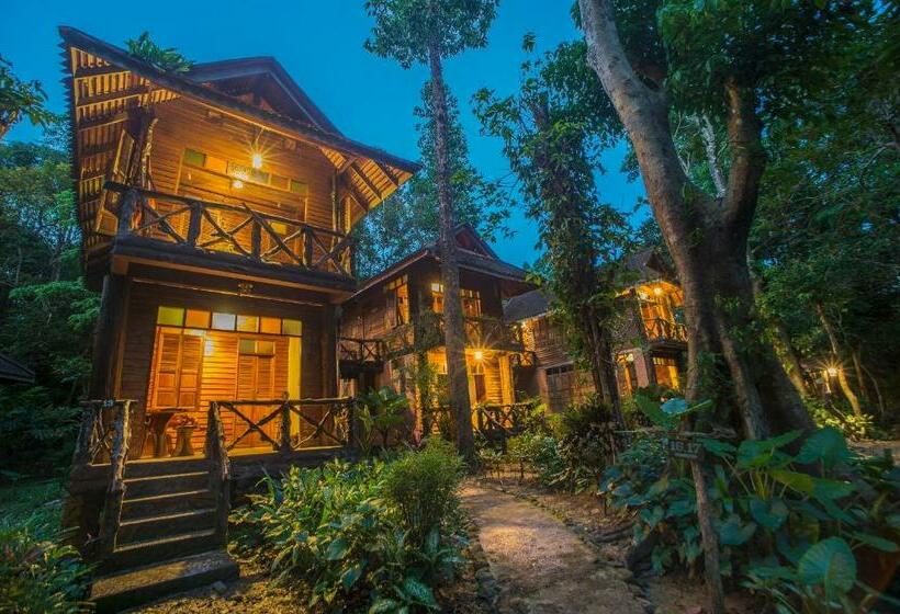 スタンダードトリプルルーム, Art S Riverview Lodge