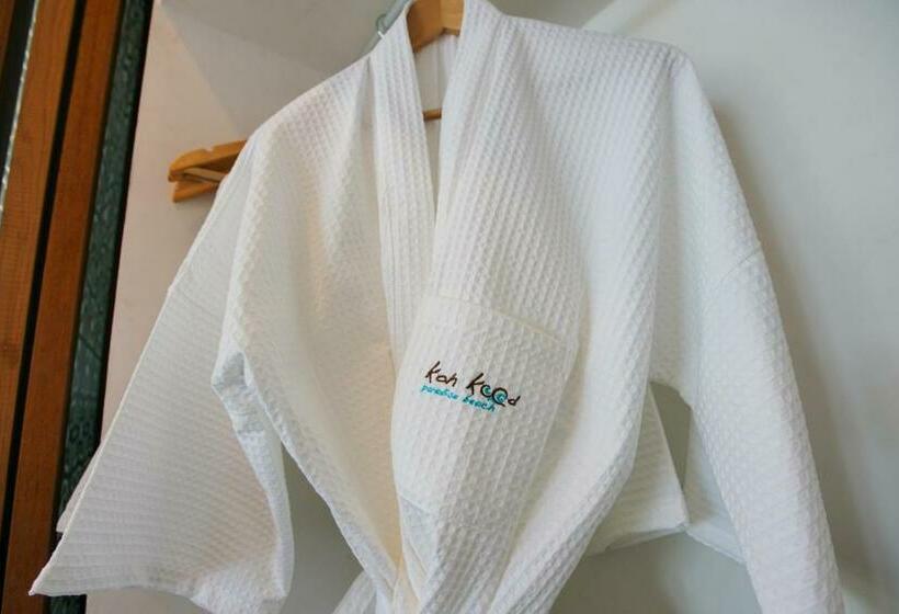 Бунгало Deluxe, Koh Kood Paradise Beach