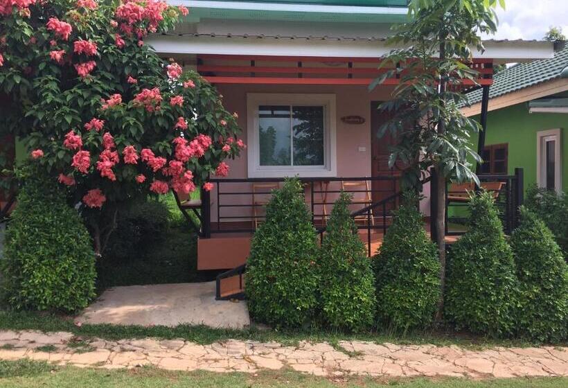 Семейное Бунгало, ฺbaan Ing Khao Resort