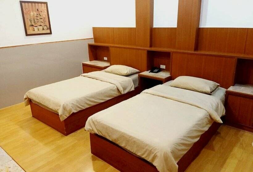 Номер Deluxe, Khanthongkham