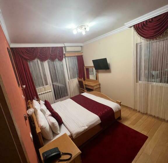 اتاق لوکس, Saint Paul Accommodation
