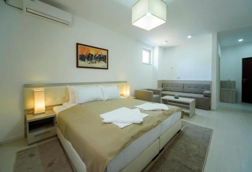 اتاق خانوادگی, Villa Otava Lux Spa