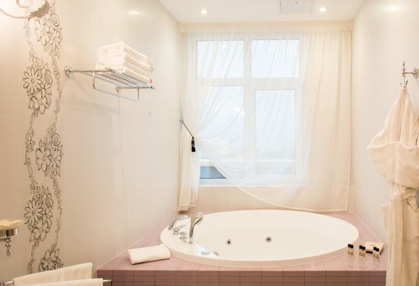 스위트, Kulibin Park Hotel & Spa