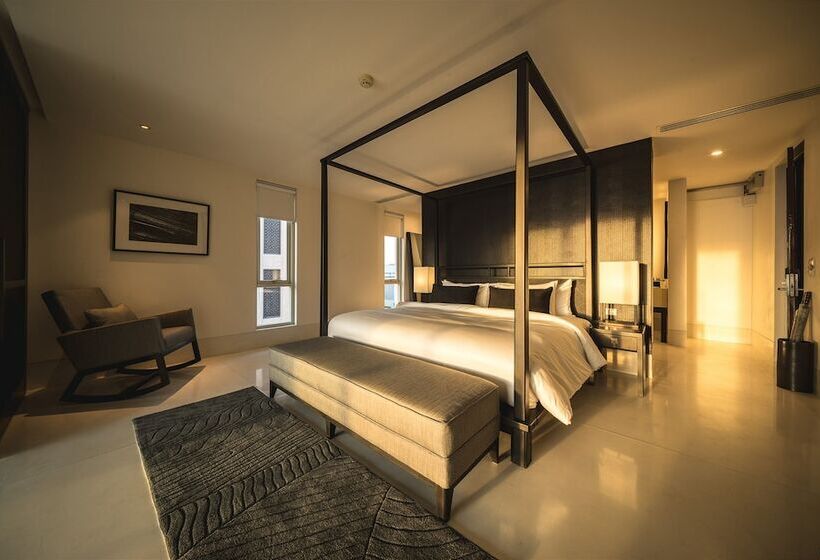 سوئیت خانواده 2 خوابه, The Palayana Hua Hin