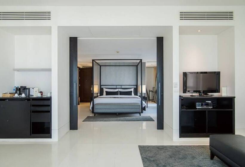 سوئیت خانواده 2 خوابه, The Palayana Hua Hin