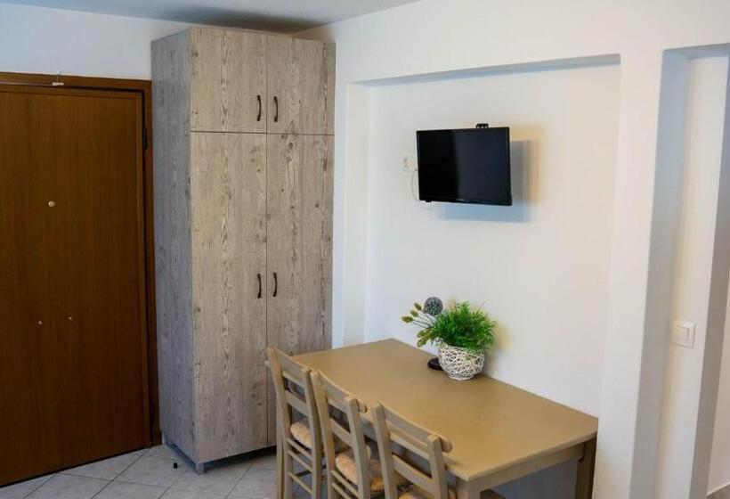 Апартаменты 2 Спальни, Alexandros Hotel Apartments