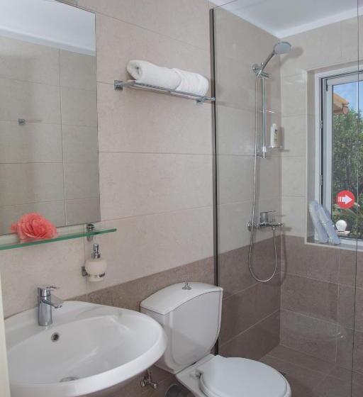 Семейные Апартаменты, Brentanos Apartments   A   View Of Paradise