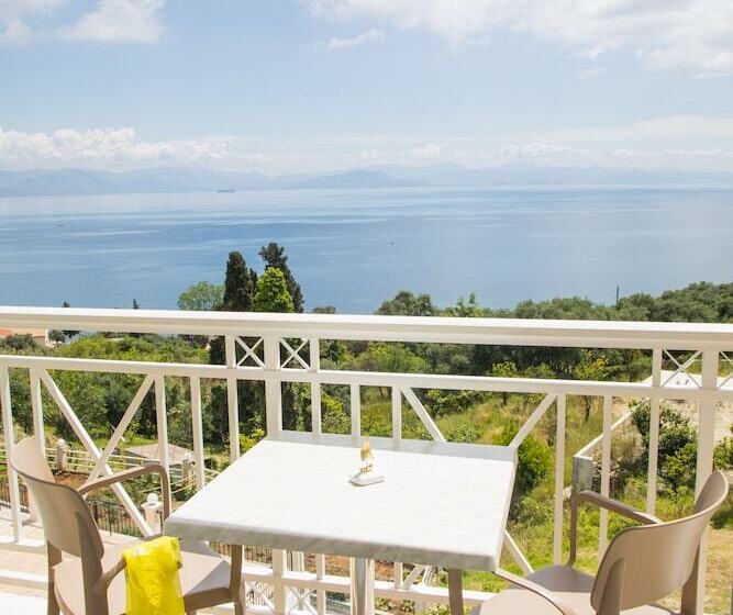 Студия Стандарт, Brentanos Apartments   A   View Of Paradise