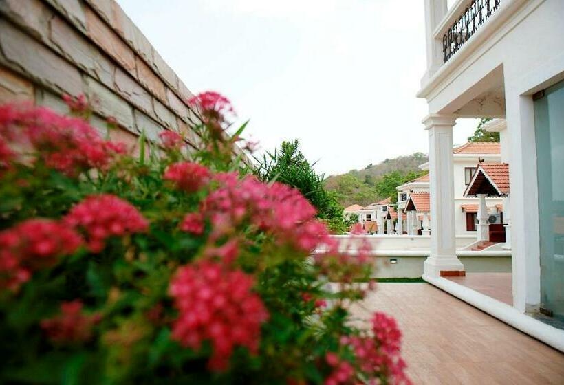 三卧高级别墅, Pinto Rosario Square Resort