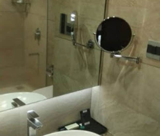 Люкс, The Fern Kadamba Hotel And Spa