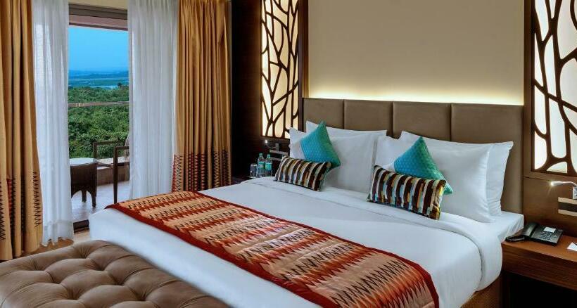 Люкс, The Fern Kadamba Hotel And Spa