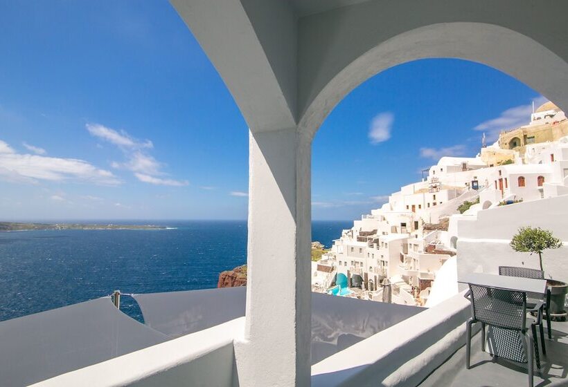 سوئیت دولوکس با چشم‌انداز, Oia Memories Suites