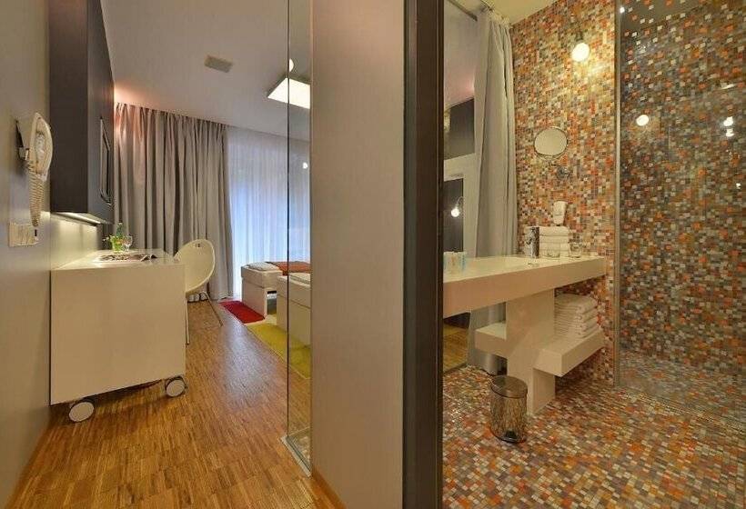 Семейный Номер Superior, Omnia Hotel Relax & Wellness