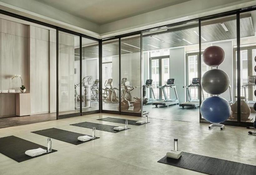 سوییت, Four Seasons Hotel New York Downtown
