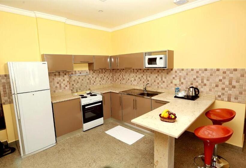 کلبه ییلاقی, Aquamarine Kuwait Resort