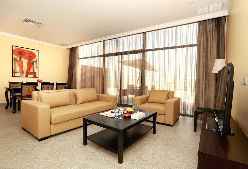 ویلای 4 خوابه, Aquamarine Kuwait Resort