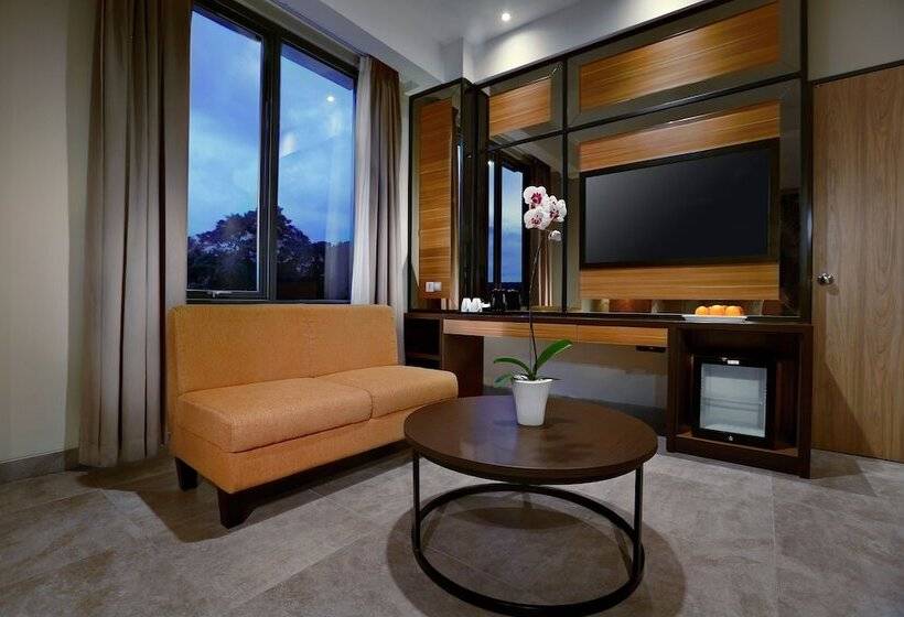 Люкс, Aston Inn Mataram