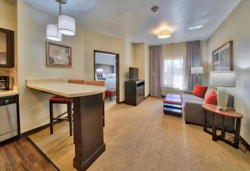 带2个卧室的套房, Staybridge Suites Lubbock South, An Ihg