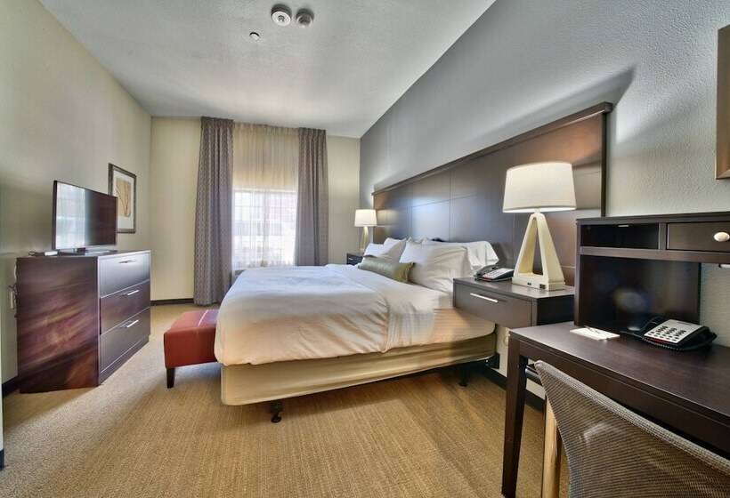 带2个卧室的套房, Staybridge Suites Lubbock South, An Ihg