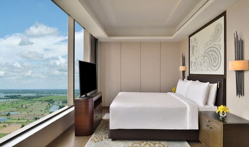 Люкс Повышенной Комфортности, Jw Marriott Hotel Kolkata