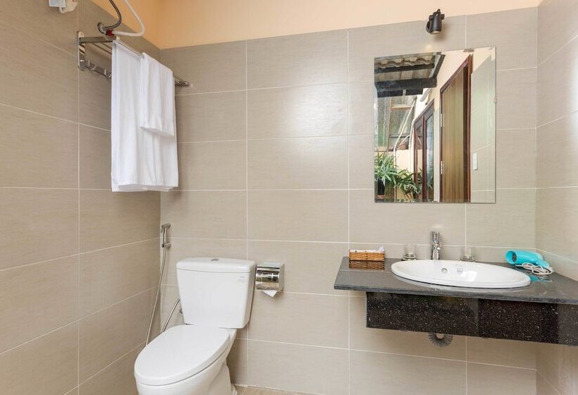 ویلای استاندارد با چشم‌انداز باغ, La Paloma Resort
