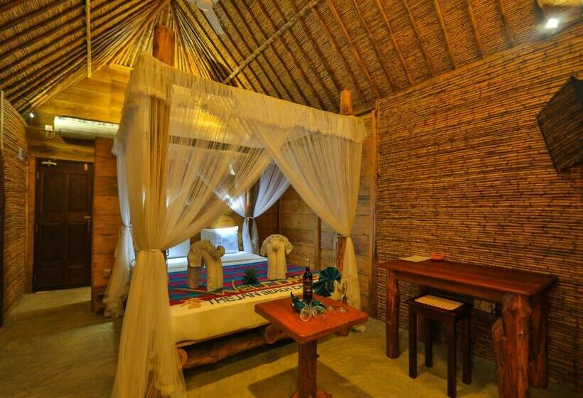 小室, Thejan Beach Cabanas